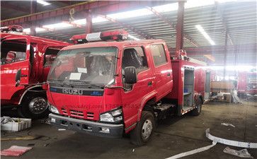国六五十铃2吨泡沫消防车已经完工-湖北新东日牌消防车生产厂家
