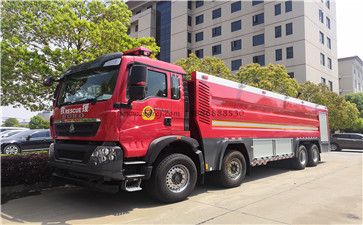 一周内发第二台25吨重汽德国曼大型水罐消防车