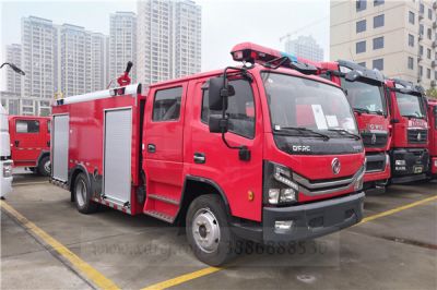 东风国六-5吨水罐消防车